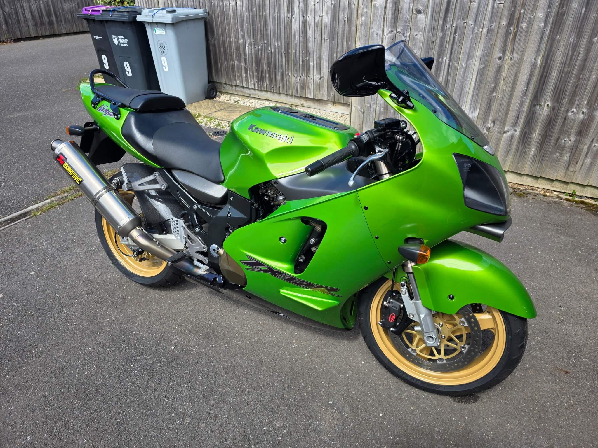 Kawasaki ZX-12R - | bikes Bikes AutoTrader sale for Ninja Apex A1